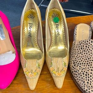 J.Renee Pumps Size 6.5